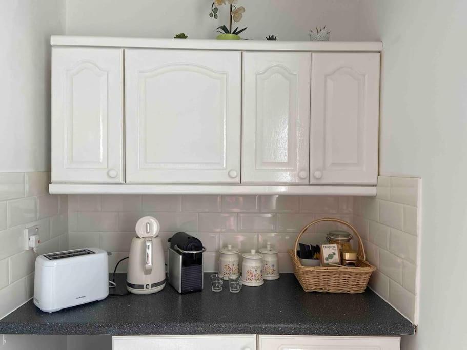 Apt 2/4People Archway/Holloway Londres Extérieur photo
