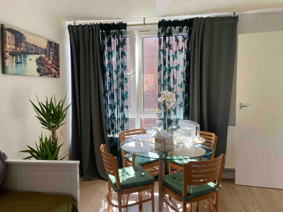 Apt 2/4People Archway/Holloway Londres Extérieur photo